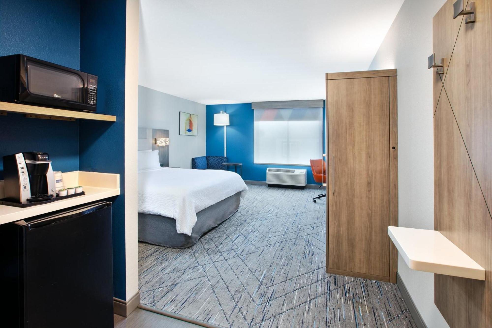 Holiday Inn Express & Suites Buffalo, An Ihg Hotel Exterior foto